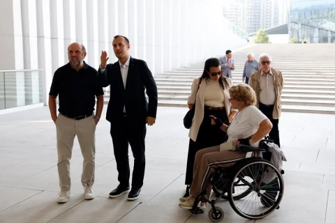 Beynəlxalq paralimpiya nümayəndələri Zəfər Muzeyini ziyarət ediblər - FOTO