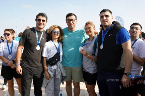 Bakıda “Zirvəyə birlikdə qalxaq” yürüşü keçirildi - FOTO
