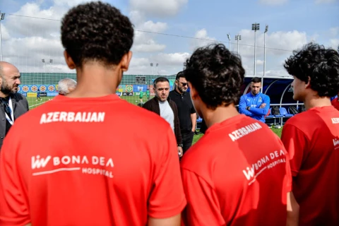 Futbol üzrə U-16 millimiz Hövsan Yarış Kompleksində ilk məşqinə çıxıb - FOTO