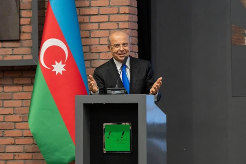 Azərbaycan güləşinin tanınmış simasının 80 illik yubileyi qeyd olundu