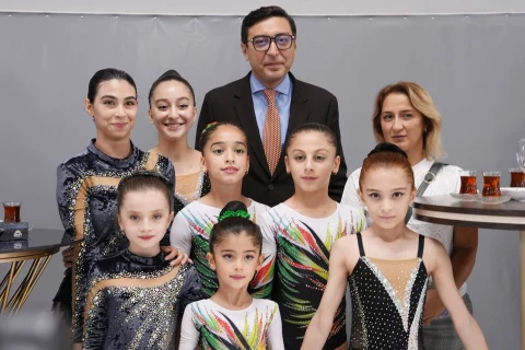 Lökbatanda yeni idman zalı açıldı - Fərid Qayıbov mərasimdə iştirak etdi