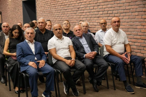 Azərbaycan güləşinin tanınmış simasının 80 illik yubileyi qeyd olundu