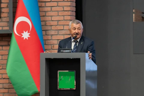 Azərbaycan güləşinin tanınmış simasının 80 illik yubileyi qeyd olundu