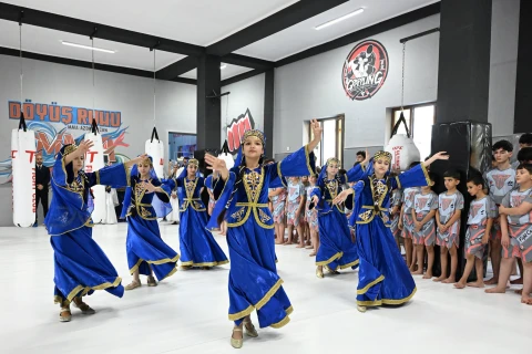 Lökbatanda yeni idman zalı açıldı - Fərid Qayıbov mərasimdə iştirak etdi