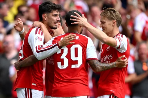 “Arsenal” Çempionlar Liqasında məğlubiyyətsizlik seriyasını 15 oyuna çatdırdı