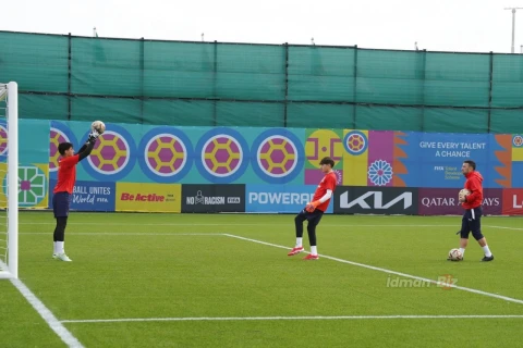 Bakıdakı U-15 dünya çempionatından əvvəl yığmamızın açıq məşqi - FOTO