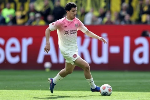 PSJ Kvaratsxeliyanın əvəzinə “Bayer”in futbolçusunu transfer etmək istəyir