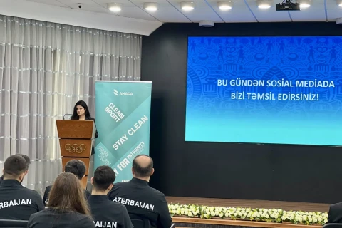 Yeniyetmələrin Yay Olimpiya Oyunlarında iştirak edəcək Azərbaycan komandası ilə görüş keçirilib - FOTO