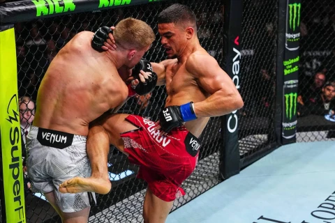 Asəf Çopurov UFC-də debütündə ilk məğlubiyyətini alıb