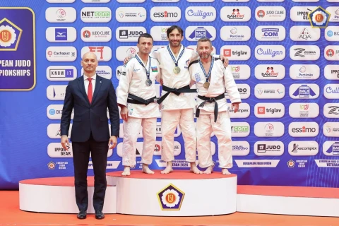 Veteran cüdoçularımız Avropa çempionatında daha iki medal qazanıblar - FOTO
