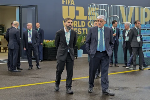 FIFA prezidenti Hövsan Yarış Kompleksini ziyarət edib - FOTO/VİDEO