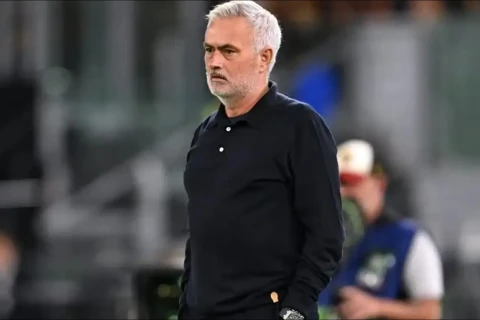Mourinyo “Real Madrid”in futbolçuları ilə münasibətləri yaxşılaşdırır