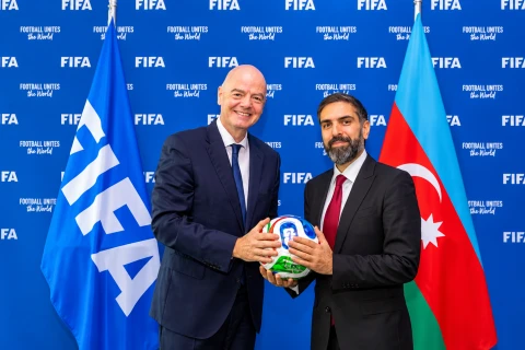 Canni İnfantino yenidən Bakıda: “Futbol dünyanı bir daha birləşdirəcək”