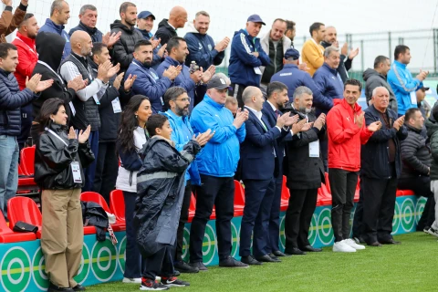 AFFA prezidenti FIFA U-15 Dünya Çempionatı və Festivalı çərçivəsində millimizin növbəti oyununu izləyib - FOTO