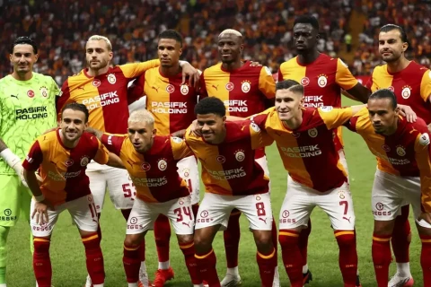 “Qalatasaray”ın beş futbolçusu “Fənərbağça” derbisində debütə hazırlaşır