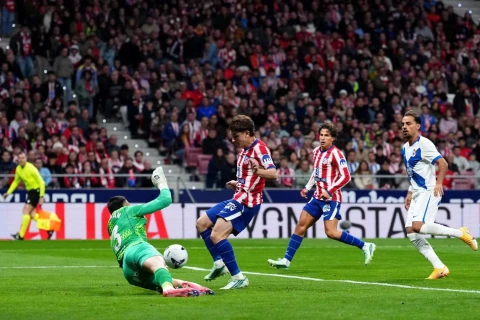 Alvares mövsümdə ilk qolunu vurdu, “Atletiko” ikinci pilləyə yüksəldi, “Vilyarreal” son dəqiqə qolu ilə “Valensiya”ya qalib gəldi
