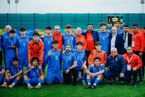 AFFA prezidenti FIFA U-15 Dünya Çempionatı və Festivalı çərçivəsində millimizin növbəti oyununu izləyib - FOTO