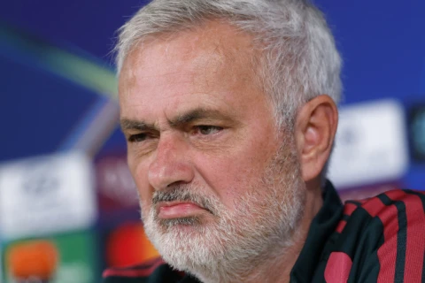 Mourinyo “Barselona” üzərində qələbədən sonra VAR-ı sərt tənqid etdi