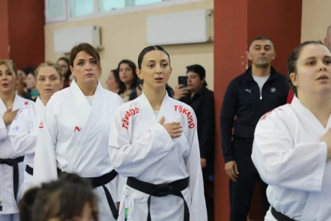 Bakıda 200-dən çox qadın karateçinin iştirakı ilə seminar keçirilib - FOTO