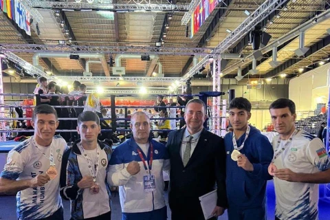 Muaytayçılarımız Avropa çempionatında dörd medal qazandılar - FOTO