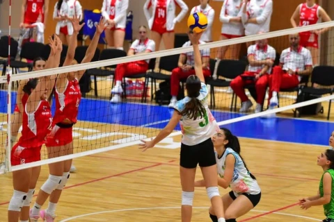 Azərbaycanın U-20 voleybolçu qızları EEVZA çempionatını beşinci yerdə başa vurdular - FOTO