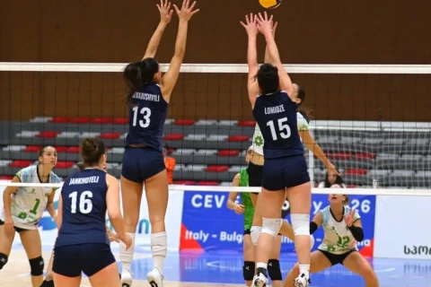 Azərbaycanın U-20 voleybolçu qızları EEVZA çempionatını beşinci yerdə başa vurdular - FOTO
