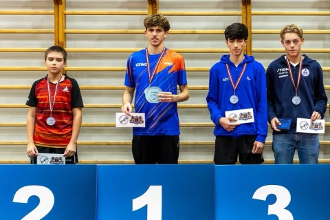 Stolüstü tennisçimiz Riqada mükafatçılar sırasına düşdü