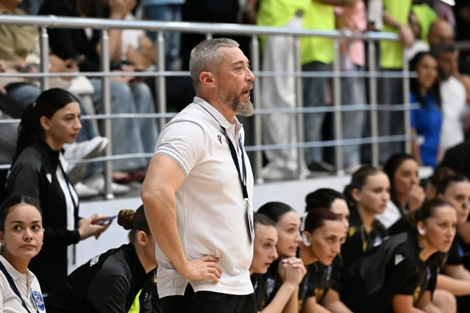 “Həndbolçularımızın motivasiyası yüksəkdir, yenidən qələbə qazanmaq istəyirik” – “Kür”ün baş məşqçisindən İDMAN.BİZ-ə AÇIQLAMA
