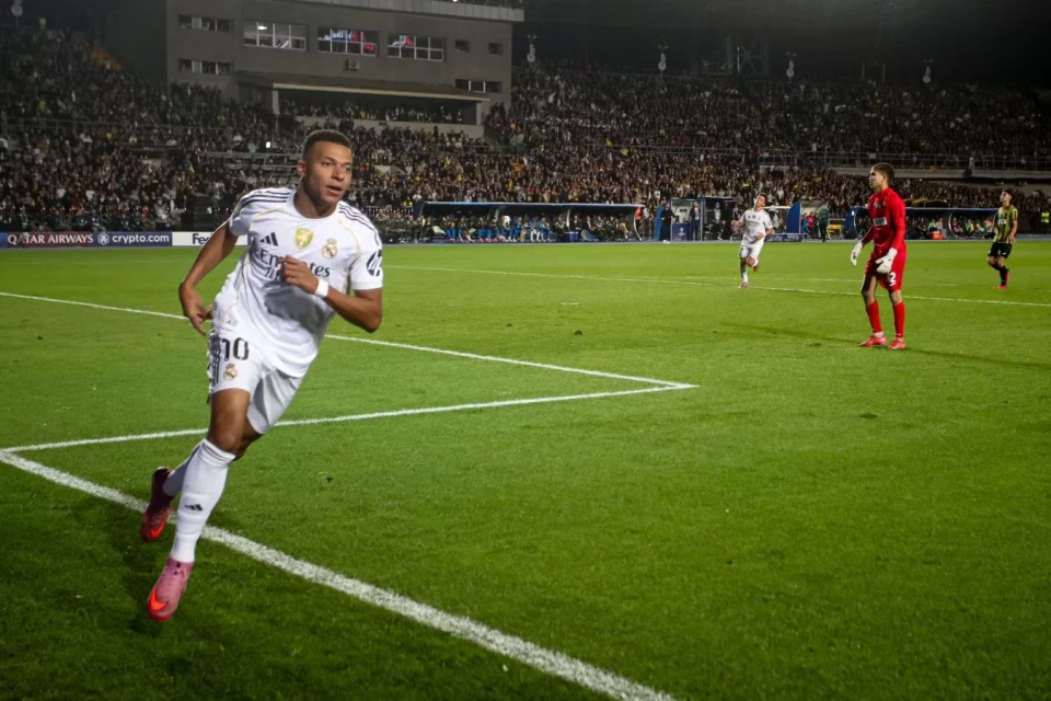 Mbappe “Qızıl top” tarixində fransalı futbolçular arasında rekord müəyyənləşdirdi