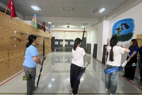 Xətai rayonunda Zəfər Gününə həsr olunan kamandan oxatma turniri keçirilib - FOTO