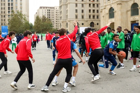 FIFA U-15 Dünya Çempionatının iştirakçıları üçün festival təşkil olundu - FOTO