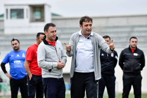 FIFA nümayəndələri Bakıda fiziki tərbiyə müəllimləri üçün seminar keçiriblər