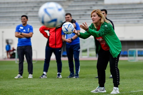 FIFA nümayəndələri Bakıda fiziki tərbiyə müəllimləri üçün seminar keçiriblər
