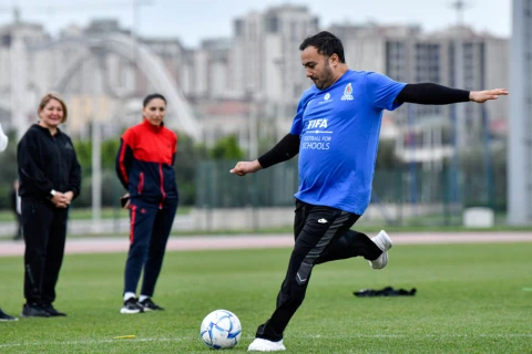 FIFA nümayəndələri Bakıda fiziki tərbiyə müəllimləri üçün seminar keçiriblər
