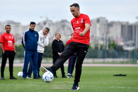 FIFA nümayəndələri Bakıda fiziki tərbiyə müəllimləri üçün seminar keçiriblər