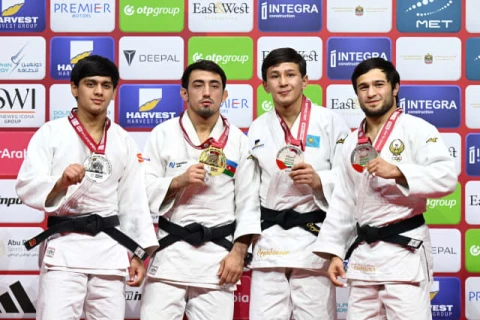 Balabəy Ağayev qızıl medaldan sonra sevincini bölüşdü: “Hələ də inana bilmirəm”
