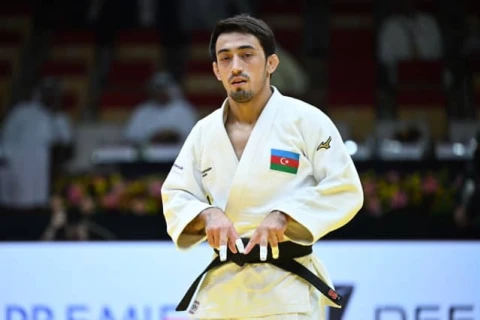 Balabəy Ağayev qızıl medaldan sonra sevincini bölüşdü: “Hələ də inana bilmirəm”