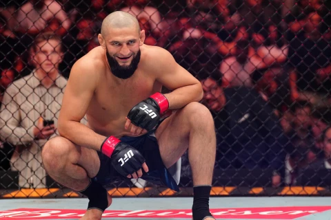Чимаев объявил охоту на чемпиона UFC: "Я – охотник, а Стрикленд – убегающая курица"