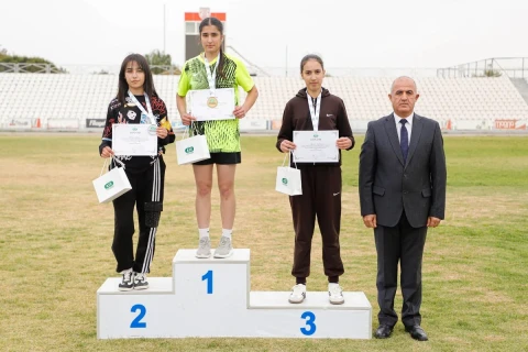 Naxçıvanda məktəblilər arasında atletika birinciliyi keçirilib - FOTO