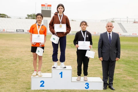 Naxçıvanda məktəblilər arasında atletika birinciliyi keçirilib - FOTO