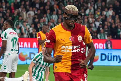 “Qalatasaray” səfərdə darmadağınla liderliyini möhkəmləndirdi