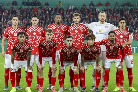 "Эльферсберг" разгромил "Майнц" в чемпионате Германии
