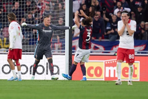 “Bolonya” geridönüş etdi, qapıçısı penaltini dəf edərək qələbəni qorudu