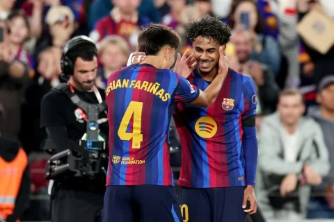 “Barselona” “Alaves”i darmadağın etdi - Rafinya və Yamaldan dubl